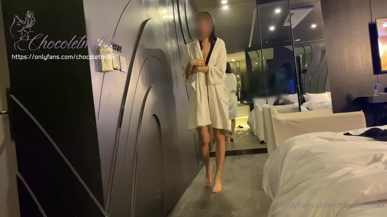 被陌生人不停做高h-80s电影天堂在线观看